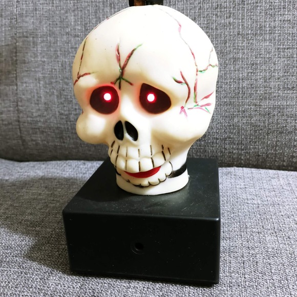 Vintage Creepy Halloween Skull Tree Jack o Lantern Witch Pumpkin Ghosts (shelf) - Picture 6 of 9